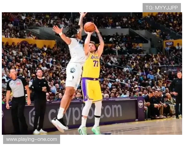 NBA球星如何看待美国足球联赛的发展与未来潜力分析 NBA球星如何看待美国足球联赛的发展与未来潜力分析