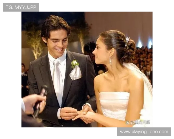 老足球球星重返赛场对抗赛火热开战精彩纷呈激烈角逐展现传奇风采